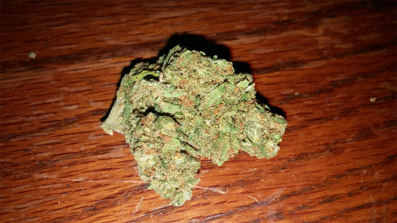LA Ultra Marijuana Strain Information & Reviews AllBud