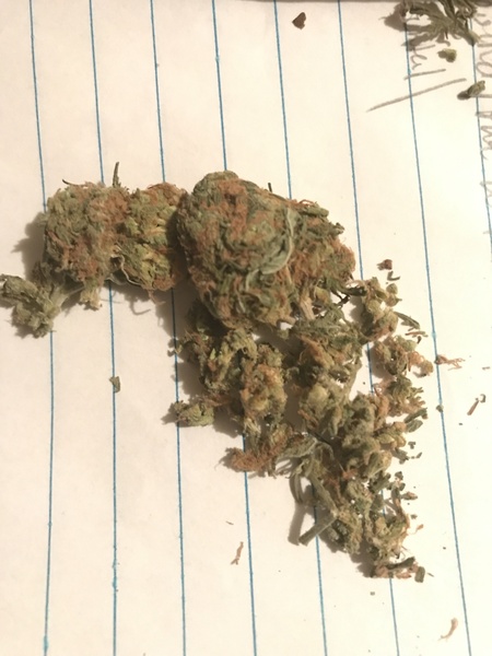 Lemon Kush | Marijuana Strain Reviews | AllBud