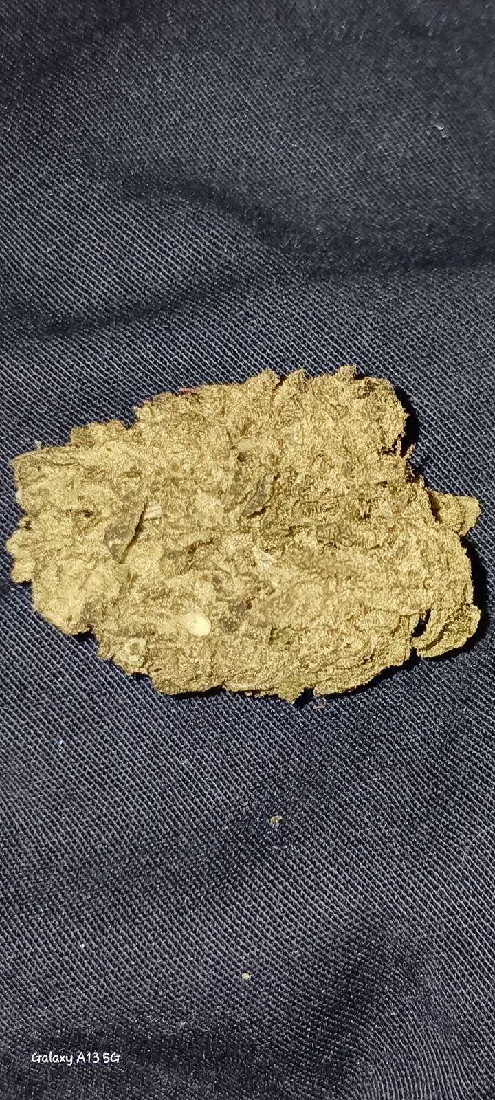Limoncello: strain page photo, credit allbud.s3.amazonaws.com, copyright status shown with credit copyright unverified