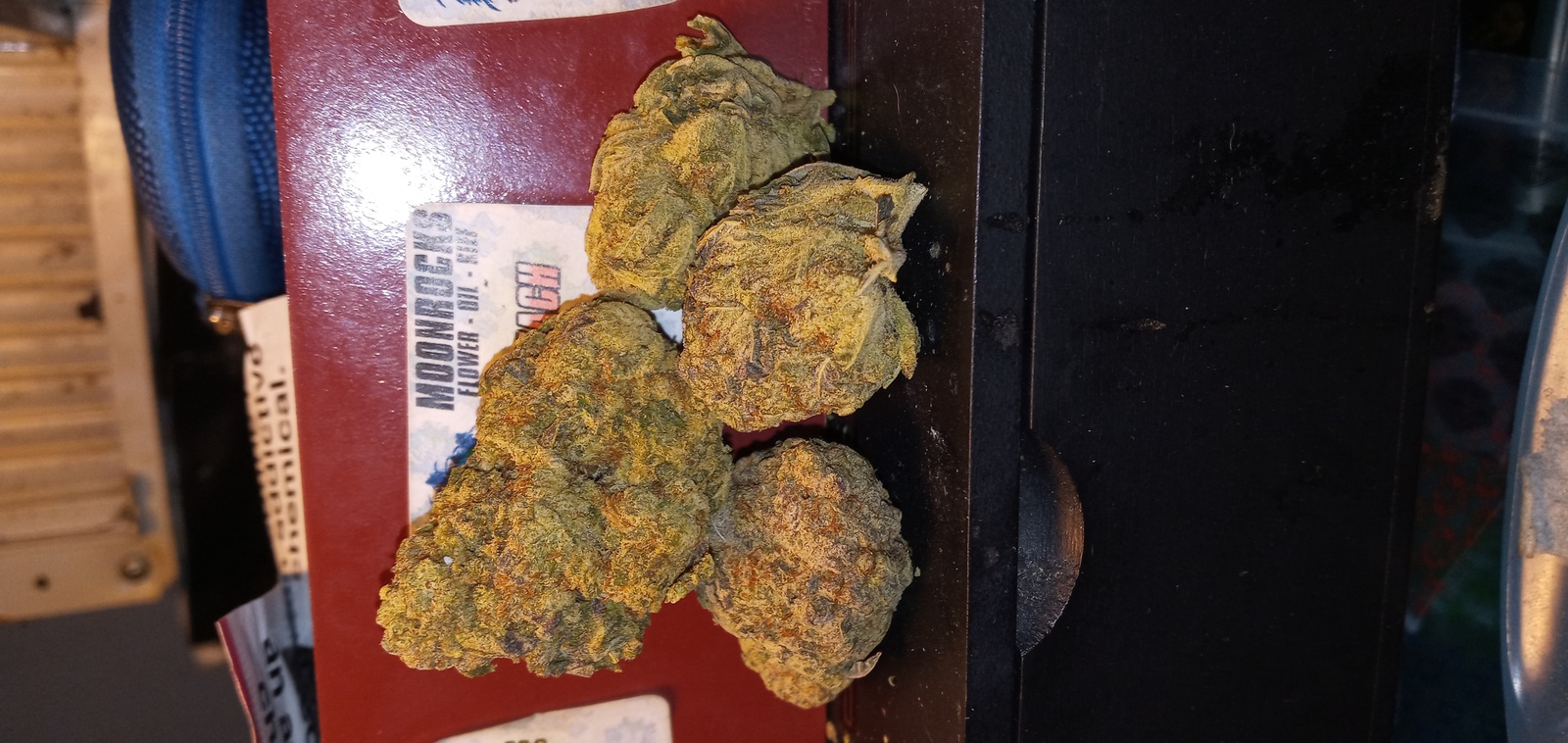 Platinum Garlic Marijuana Strain Information & Reviews AllBud