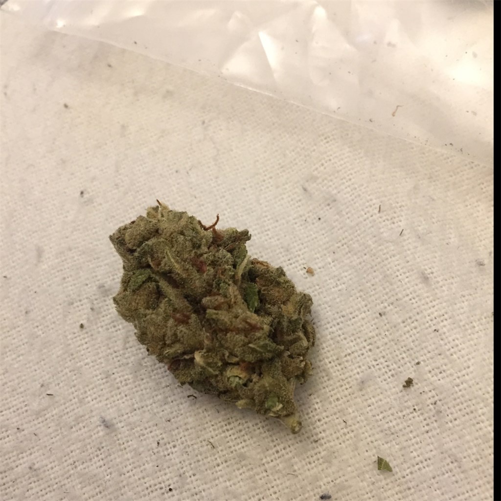 Strawberry Breeze Marijuana Strain Information & Reviews AllBud